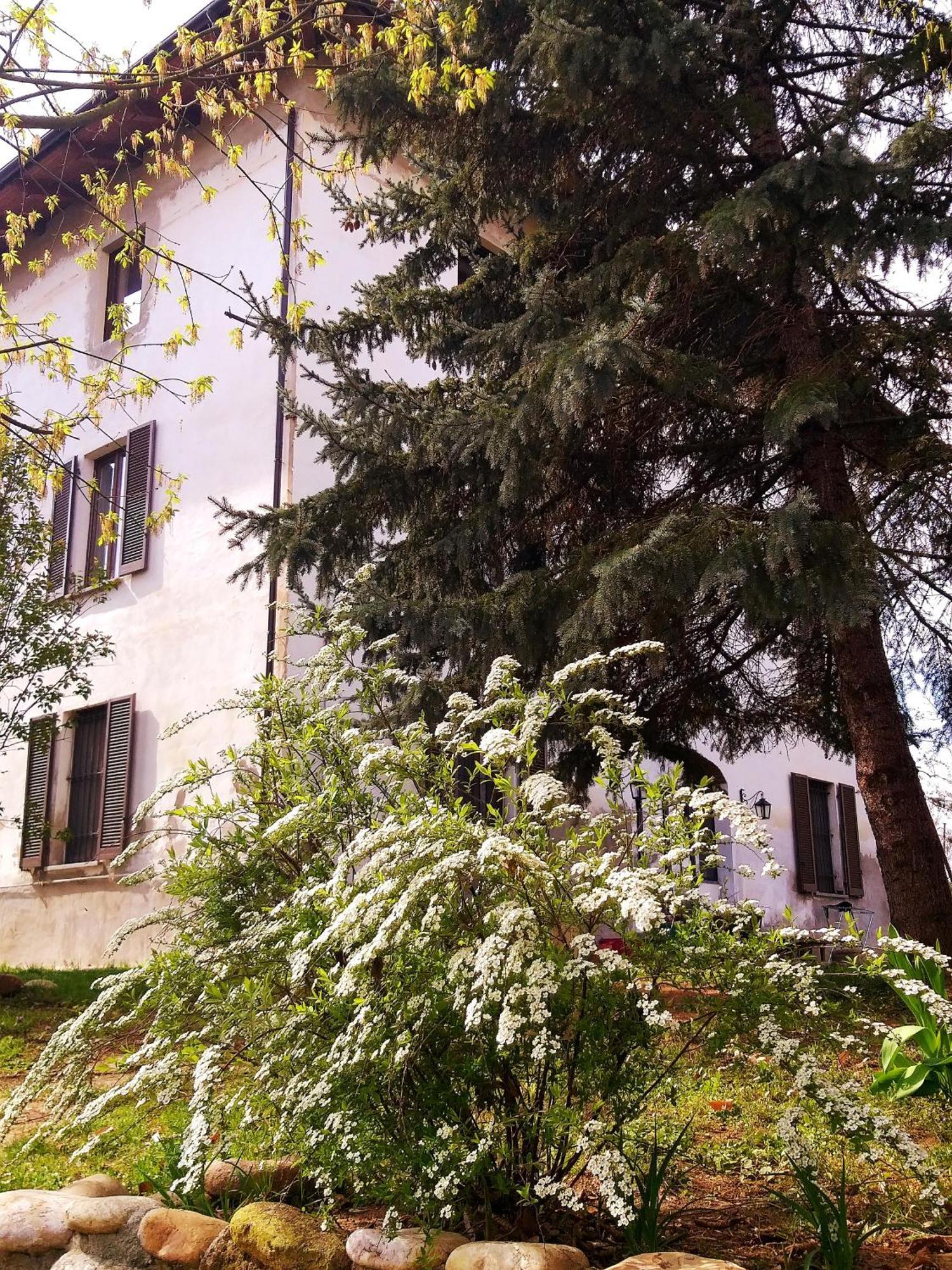 Villa Amai Lequio Tanaro Esterno foto